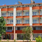 Hotel Demirci 5*