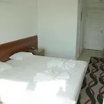 Hotel Demirci 5*