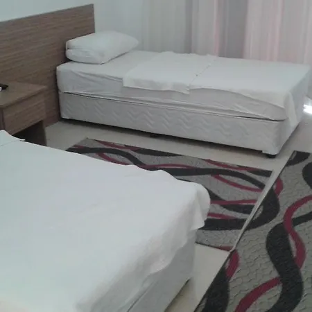 Demirci Hotell 5*