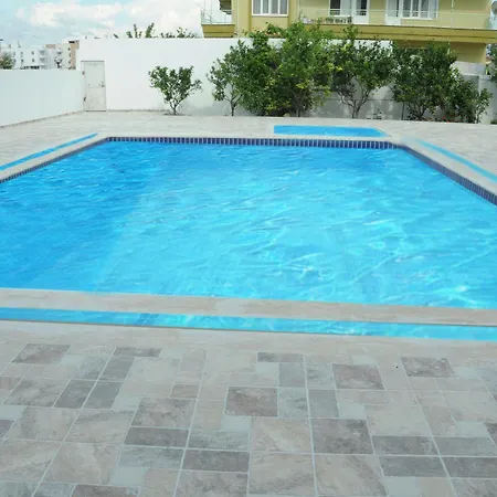 Hotell Demirci 5*