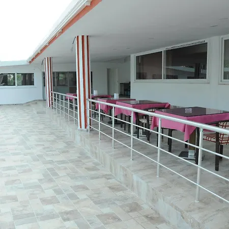 Demirci Hotell 5*