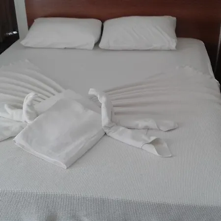 Отель Demirci 5*