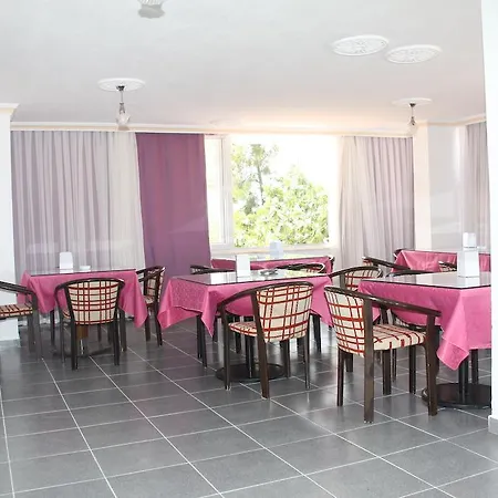 Hotel Demirci 5*